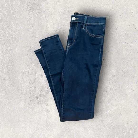 Levi’s 720 High Rise Super Skinny Jeans – Size 28 Dark Wash - Picture 1 of 3